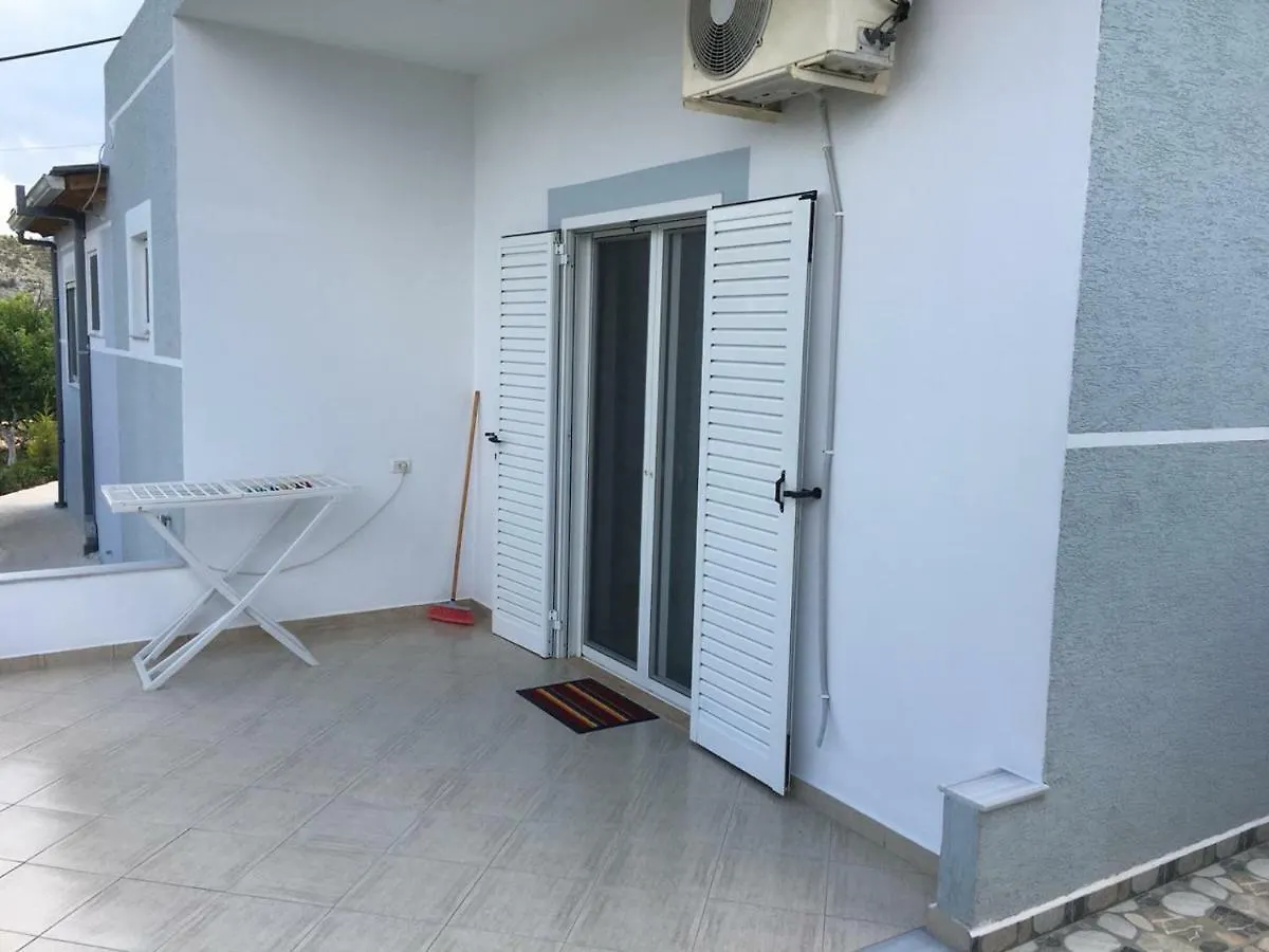 Villa Denis Ksamil Apartamento
